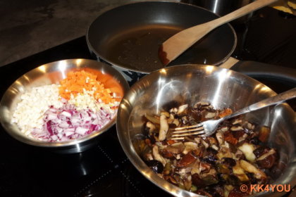 Zutaten der Bolognese mit Maronen