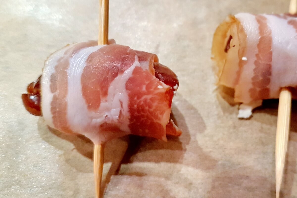 Datteln im Speckmantel - CUISINE4YOU
