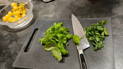 Basilikum fein Hacken