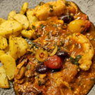 Pesce all acqua Pazza: Seeteufelfilet in Tomaten-Basilikum-Sauce Pesce all acqua Pazza: Seeteufelfilet in Tomaten-Basilikum-Sauce mit Rosmarinkartoffeln