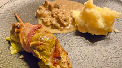 Wirsingrouladen mit Pilzrahmsauce und Kartoffelstampf