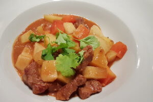 Lamm Curry mit Birnen und Papaya