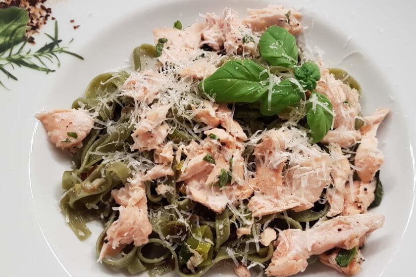 Tagliatelle mit Lachs und Lauch -Guten Appetit