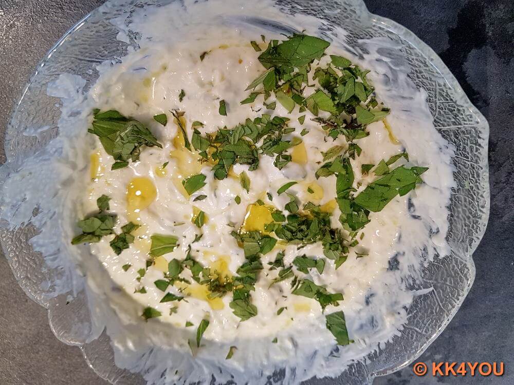 Tzatziki -Joghurt mit Gurken und Knoblauch - CUISINE4YOU